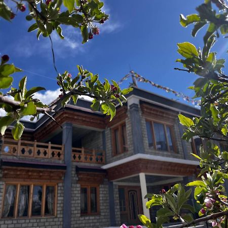 Ladakh Country Inn Leh Ngoại thất bức ảnh