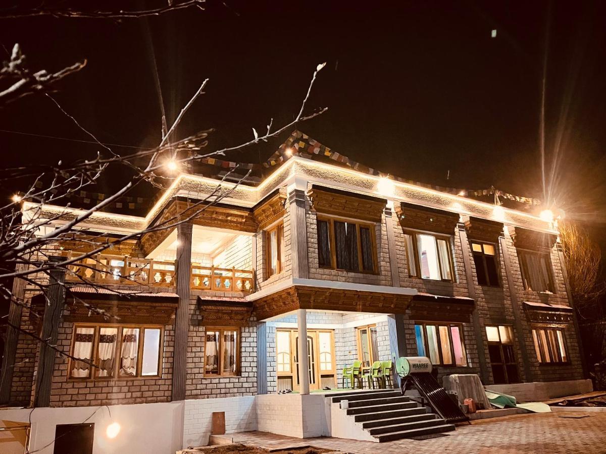 Ladakh Country Inn Leh Ngoại thất bức ảnh